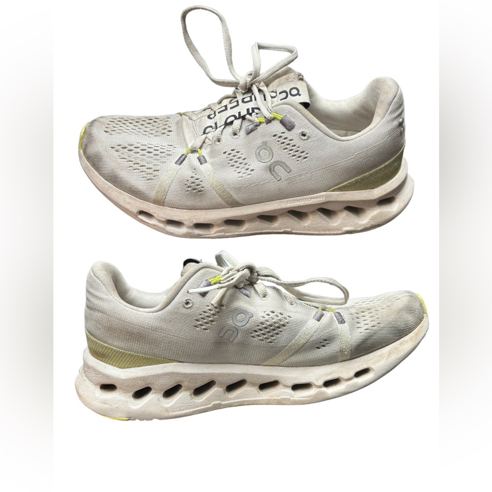 USED  7.5 On Cloud Surfers  👟Great for NURSES!
